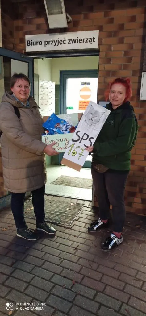 Zakończyła się Akcja Wolontariatu szkolnego „Pomóż zwierzętom przetrwać zimę”. Serdeczne podziękowania dla uczniówkl.IV Gaca Kamil, kl.VI Gaca Patrycja, Białek Kacper za empatię i  karmę dla kotków i piesków dla schroniska na Paluchu.